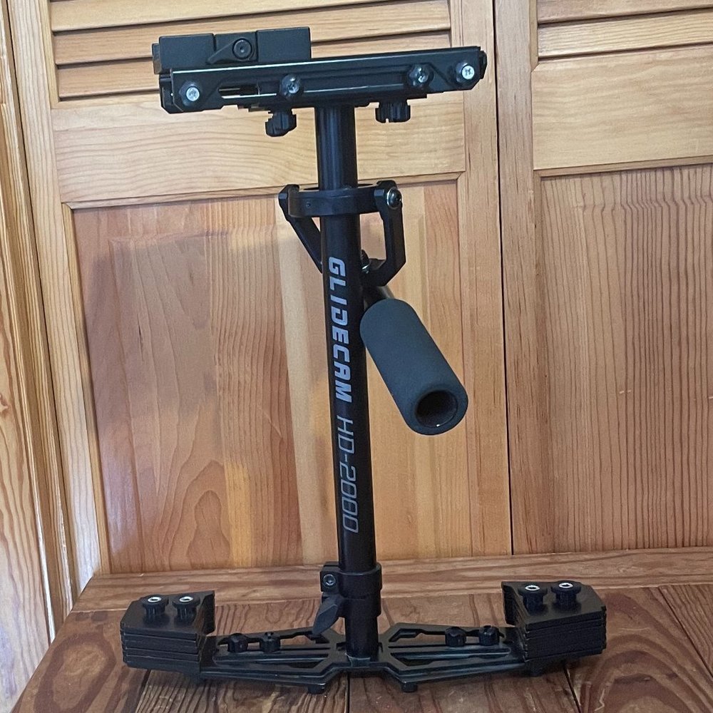 Glidecam HD-2000  Stabilizer System, counter balance weights included!